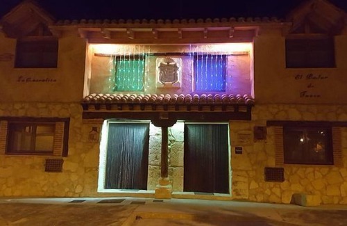 San Miguel del Pino Cabaña | La Centralita y el Pajar de Tasio para 14 personas