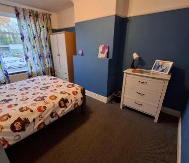 London Borough of Bromley Casa | The Tasty Moon Rent Room