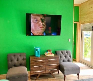Lake Alfred Casa | The Tatman Evergreen Suite