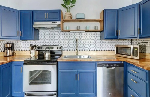 Beach Institute Casa | The Tea Olive - A, Fresh | Updated | Dog-Friendly