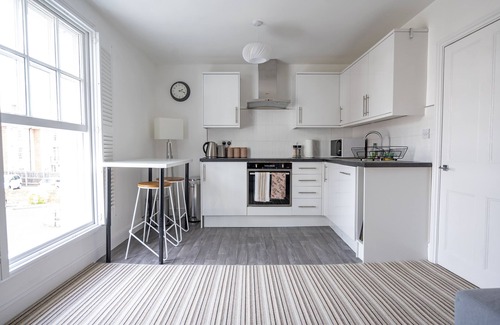 City Centre Casa | The Teapot Cottage 🫖 in Town Centre.