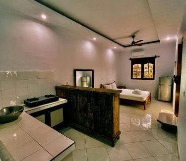 Kutuh Kaja Apartamento | The Temple in Maha Artha Bungalows