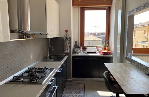 Biassono Apartamento | The terrace a stone's throw from the runway