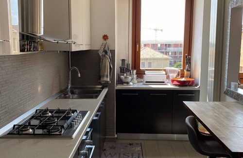 Biassono Apartamento | The terrace a stone's throw from the runway