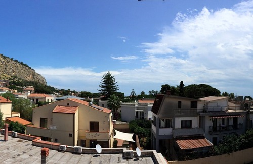 Mondello Apartamento | LA CASA EN LA TERRAZA EN MONDELLO