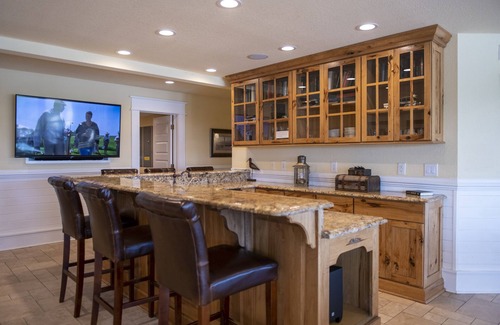 Corolla Casa | The Three Authors – A Grand Oceanfront Retreat for Weddings, Events & Reunions