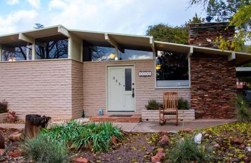 Uptown Sedona Apartamento | The Three Keys duplex