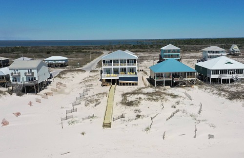 Southpointe Casa | The Tipsy Turtle/Beachfront/Private Pool/Pets