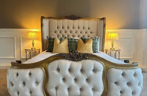 Greenock Hotel | The Tontine Hotel