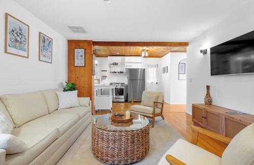 Topanga Cabaña | The Topanga Cottage - Peaceful Canyon Escape