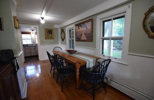 Lower Township Casa | The Town Bank Cottage