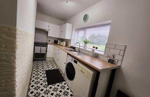 Skinningrove Casa | The Trackside Cottage