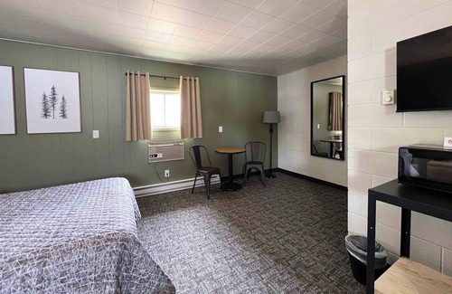 Melita Hotel | The Trail Inn - Melita, Manitoba - HWY 83/ HWY 3