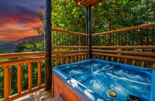 Pittman Center Casa | The Treasure Of Tennessee View 2 Hot Tubs Pool