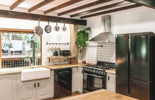 Smithfield Casa | The Treehouse | Architecturally designed retreat by Chris Van Dyke
