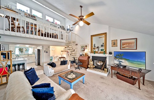 East Rocks Casa | The Turtle Nest: Charming & Timeless Island Pool Home in East Rocks