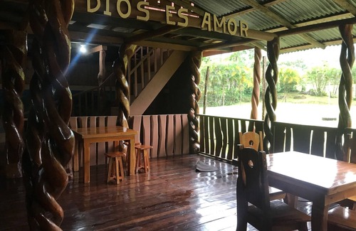 San Rafael de Guatuso Casa | La casa de madera retorcida