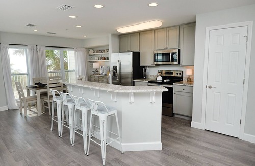 Mexico Beach Condominio | "The Tyde" Beautiful Beach Front Condo Incredible Views Huge Balcony Surfside 4