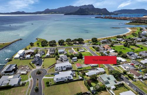 One Tree Point Casa | The Ultimate Beach House