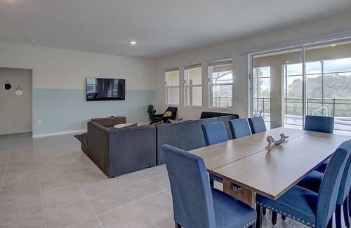 Loughman Casa | Cerca de Disney Luxury 6 BR Suites/Piscina/Jacuzzi