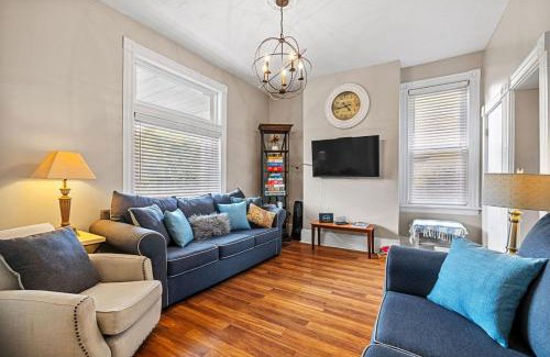 Pittsburgh Casa | The Ultimate Fan's Retreat 5BR near all the Action