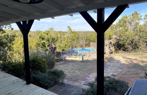 Wimberley Casa | The Ultimate Romantic Getaway: Charming Cabin with a Hot Tub in Wimberley, Texas