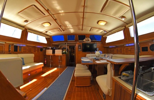 La Paz Alquiler De Eote | The ultimate sailing yacht vacation in the Sea of Cortez. Jersey Girl II