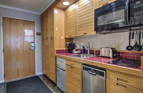 Mountain House Apartamento | The ultimate ski studio at Keystone! Upgraded with a premium king size bed.