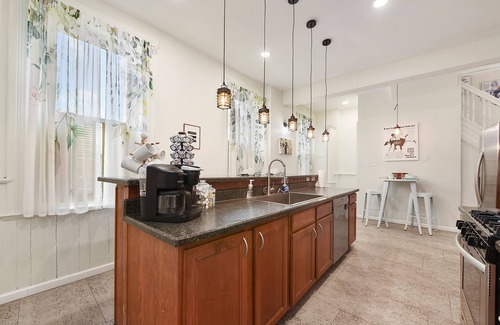 Pittsburgh Casa | The Ultimate & Unforgettable Massive & Majestic Pittsburgh Mansion Experience!