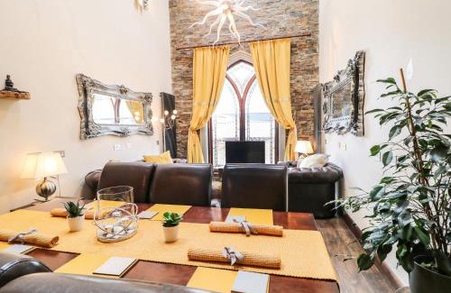 Lisnagunogue Apartamento | The Upper Room