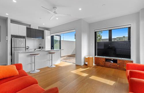 Takapuna Casa | The Urban Retreat - Takapuna Central Apartment