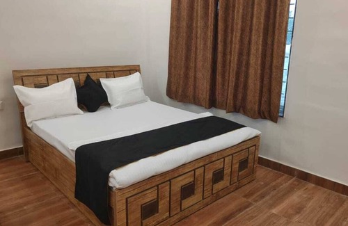 Kolar Road Apartamento | The user's input "the will show up in search and of the top of the