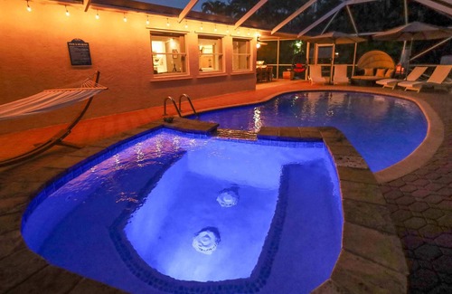 Greenacres Villa | The Utopia Resort Dream PoolSpa Outdoor Shower BBQ