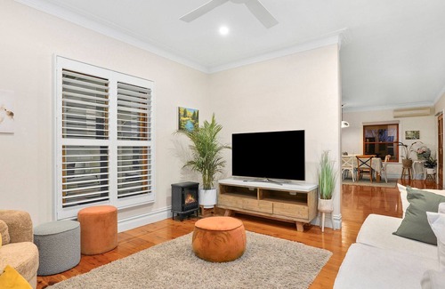 Sydney Casa | The Vale - family friendly retreat, where holiday memories are made.
