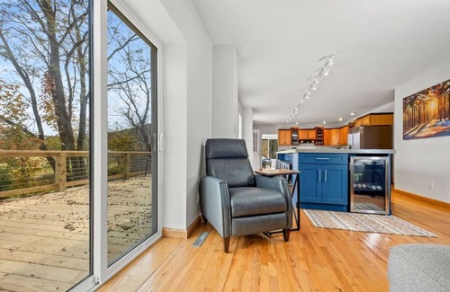 Melcroft Apartamento | Mountain Views |Seven Springs, Hike, Hot Tub & Sauna