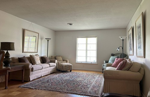 Tougaloo Casa | The Valley Vista - 3 Bedroom 2 Bath