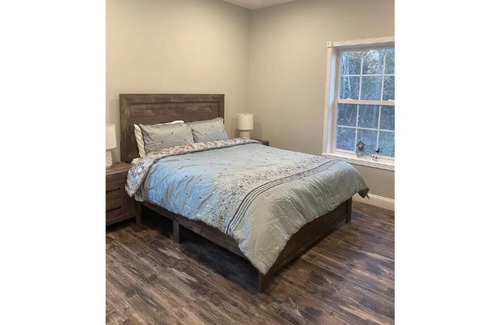 Hyde Park Casa | The Veteran’s Project is a home on over 100 acres