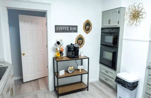 Summerlee Casa | The Victorian Inn- New Listing!