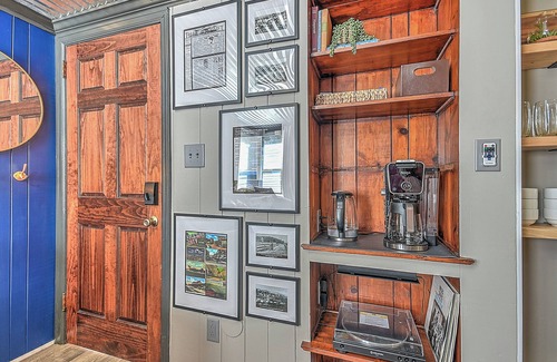 Johnson City Apartamento | The View Finder at Tannery Flats - Newly Renovated!