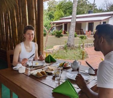 Sigiriya Hotel | The View Hotel Sigiriya