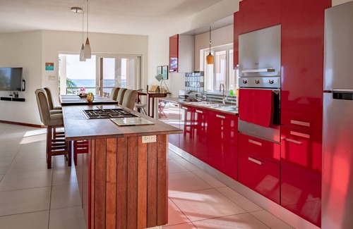 Silver Sands Apartamento | The View - Lower Deck - Seafront