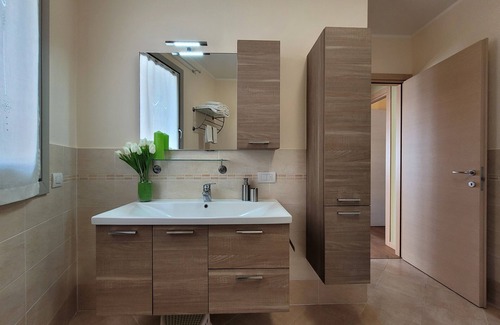 Solto Collina Apartamento | The View Mountain Lake Iseo Hospitality