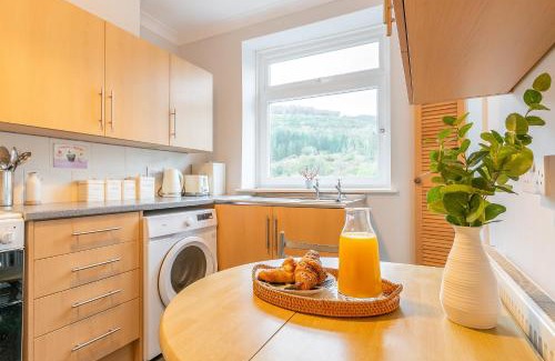 Port Talbot Apartamento | The VIEW Spacious Apartment In Afan Forest Bike Park By StayStaycations