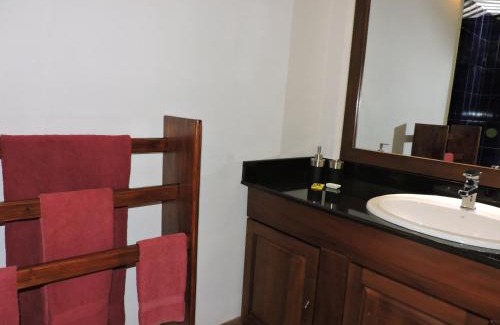 Katana Cama Y Desayuno | The Villa Green Inn