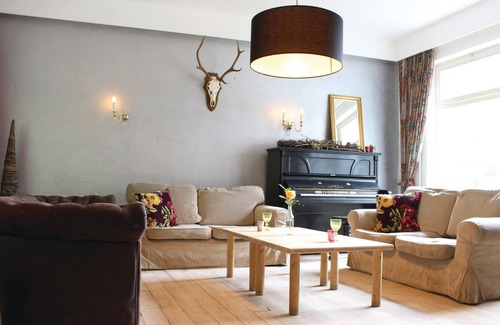 Epen Casa | Alojamiento de 10 habitaciones en Epen