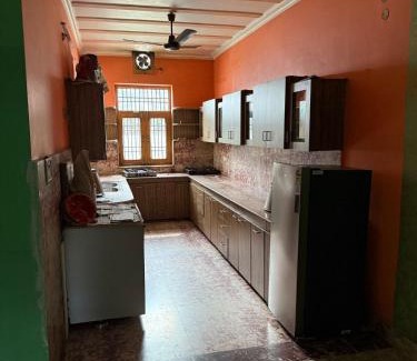 Karnal Apartamento | The Villa Sec 13 Cheerfull 4 bedroom house