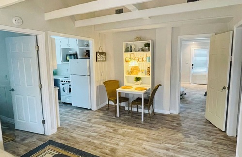 Longbeach Village Casa | The Village Bungalow of Long Beach in Longboat Key