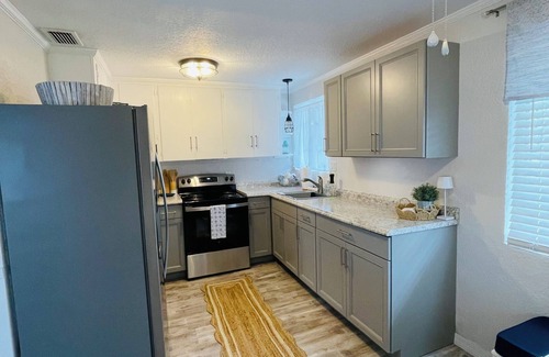 Longbeach Village Casa | The Village Bungalow of Long Beach in Longboat Key