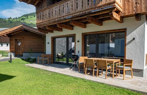 Wald im Pinzgau Casa | The village - chalet stone house