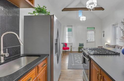 Italian Village Casa | The Village Cottage